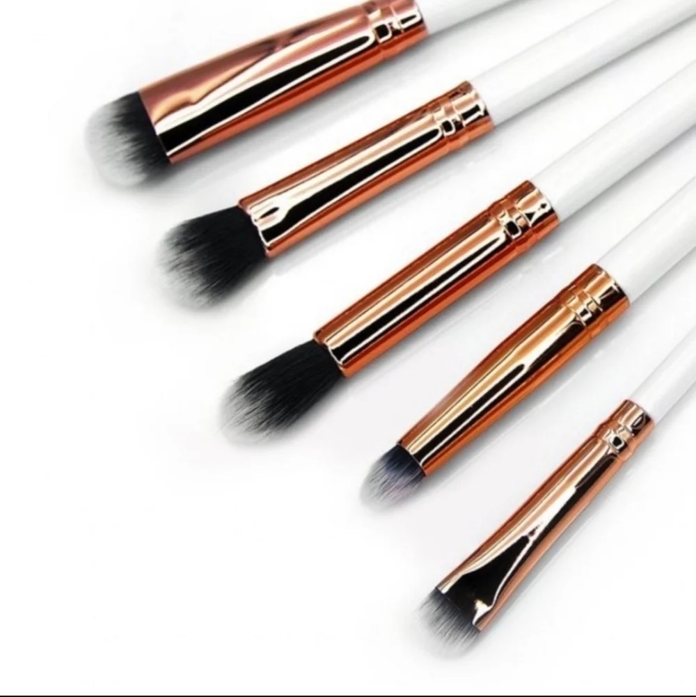 NWT Crown All eyes‎ on you vegan makeup brush set